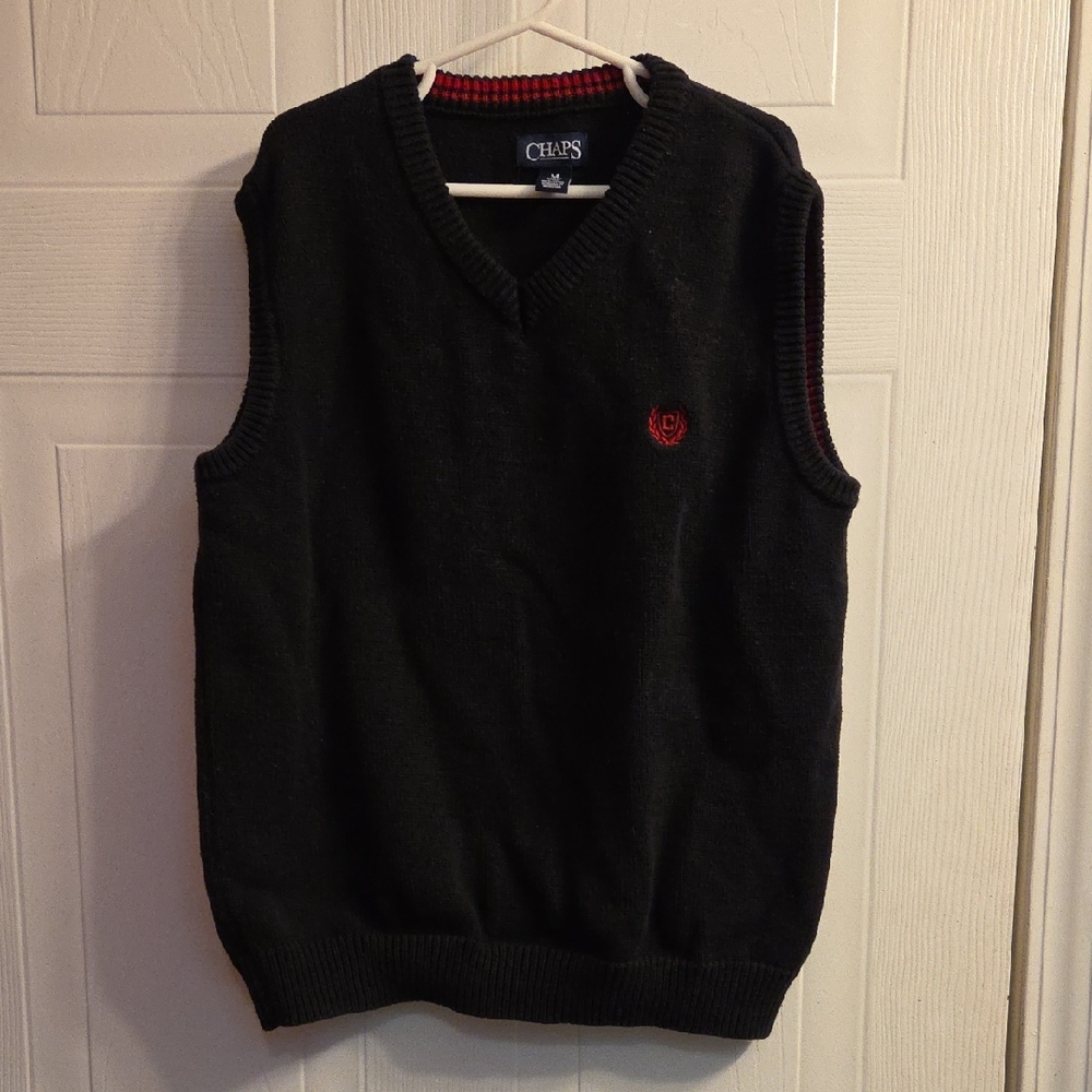 Chaps Black V-Neck Sleeveless Sweater
